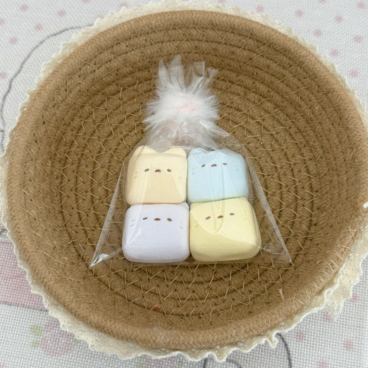 A Bag of mini Nekos Squishy