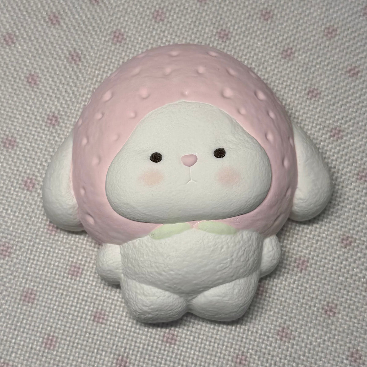 Strawberry Mochi Squishy
